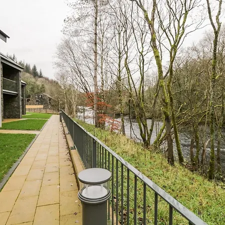 Feriehus River View *