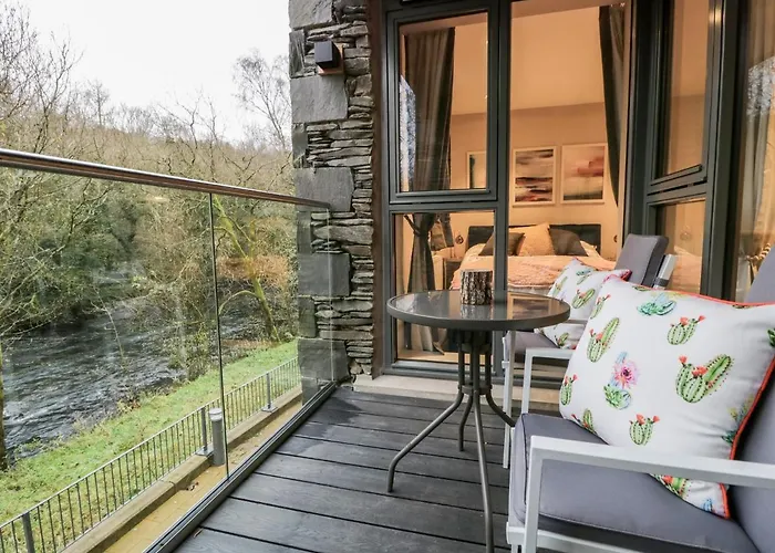 River View * Backbarrow